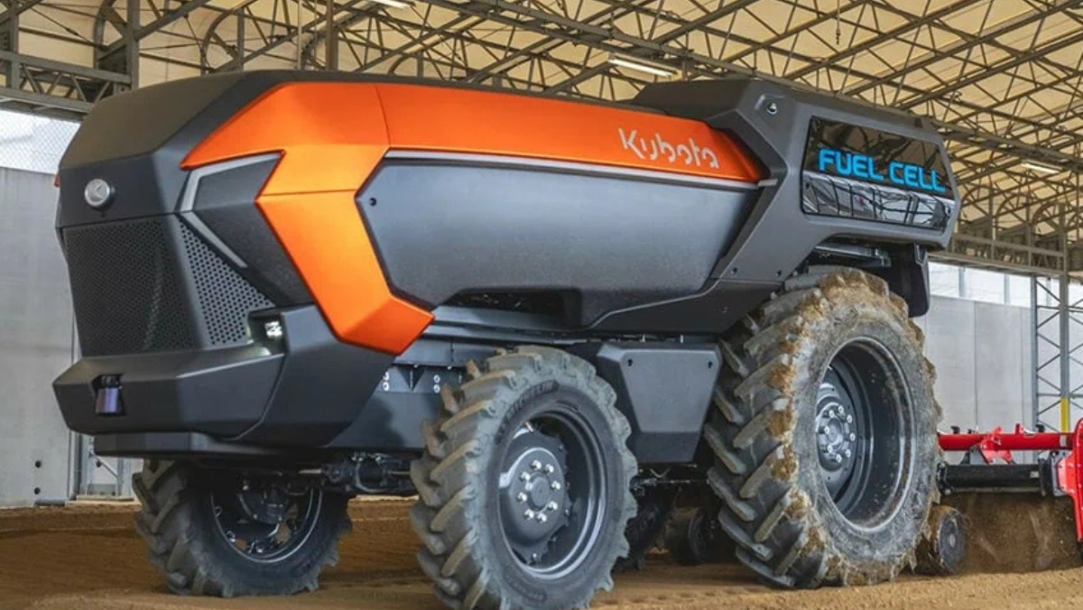 Smart Tractors Mark New Phase in Agricultural Automation
